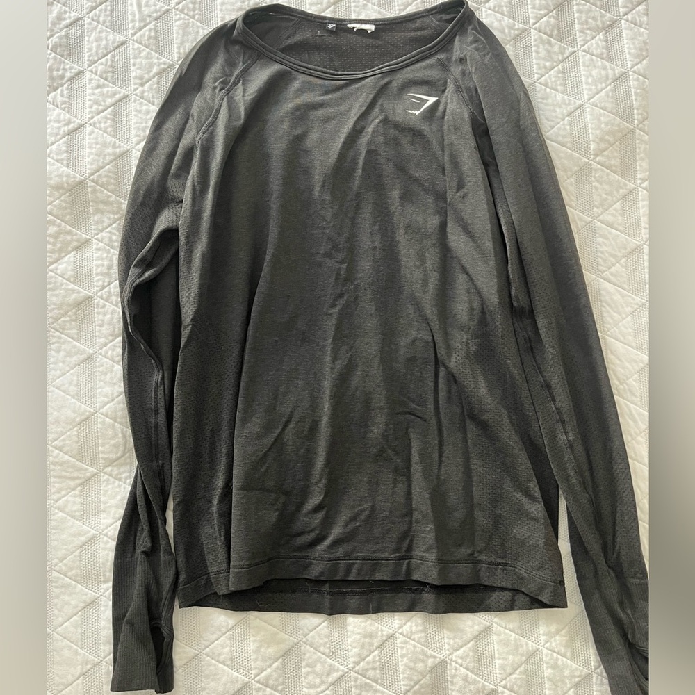 Gymshark women’s long sleeve shirt